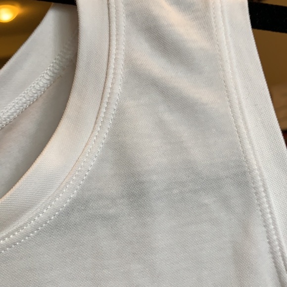 BCBG MAX AZRIA Karyn Vintage White Sleeveless Top-$25 - Picture 5 of 8